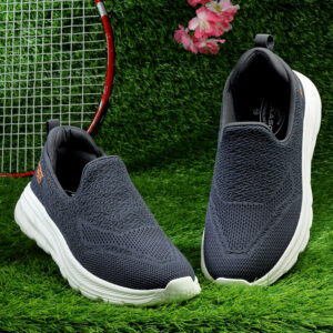 Image of breathable summer footwear available at Picaaso Footwear.