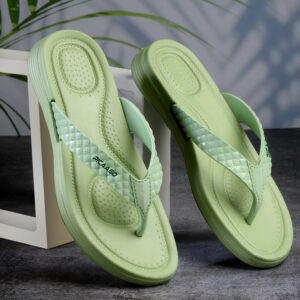 Image of best women's slipper deals available at Picaaso Footwear