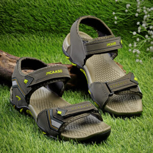 Image of sandals for wide feet available at Picaaso Footwear.